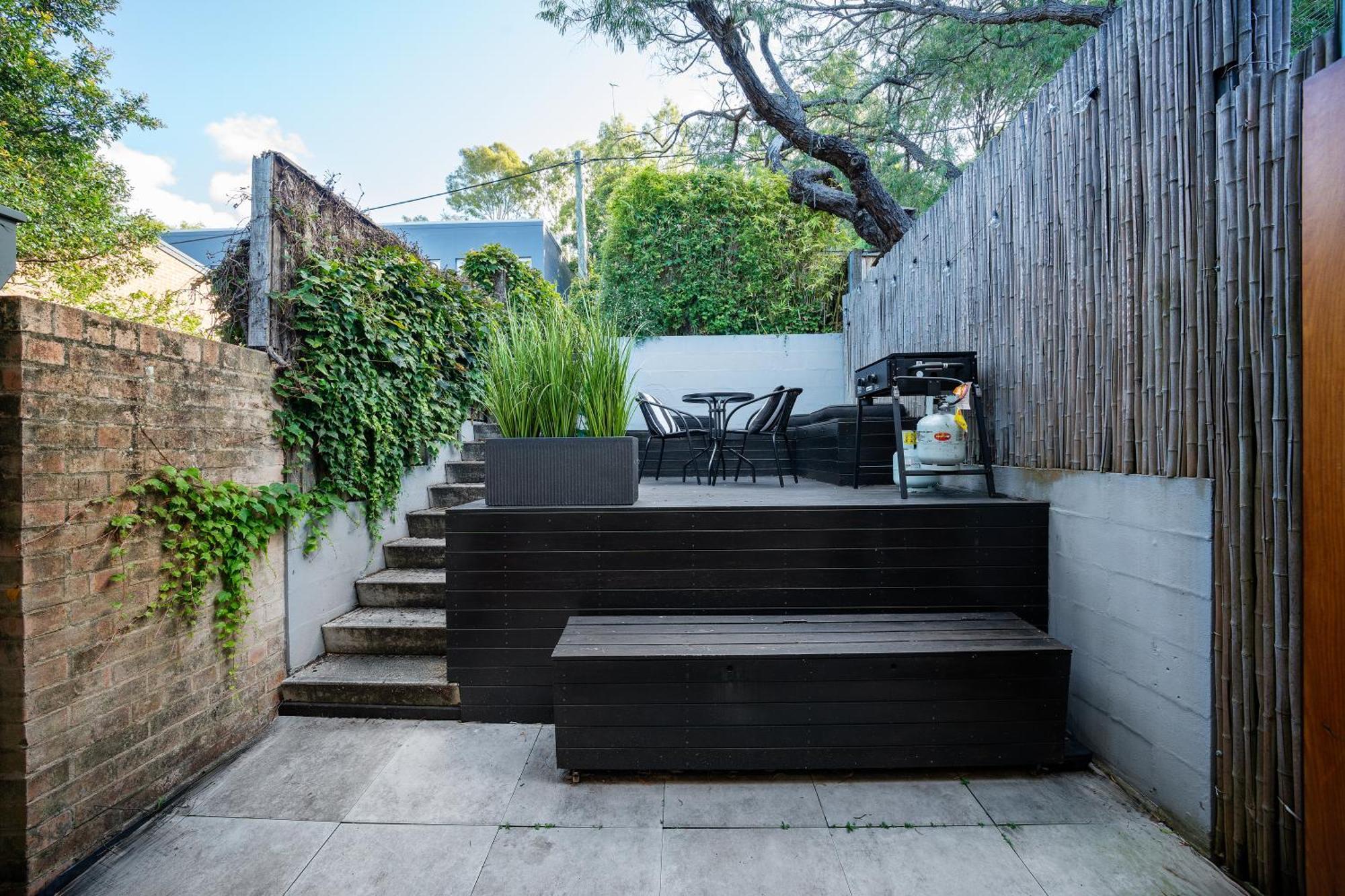 Holiday home Spacious Glebe Luxe House 2br, 2ba, Free Lockable Parking And Entertainer's Kitchen Sydney